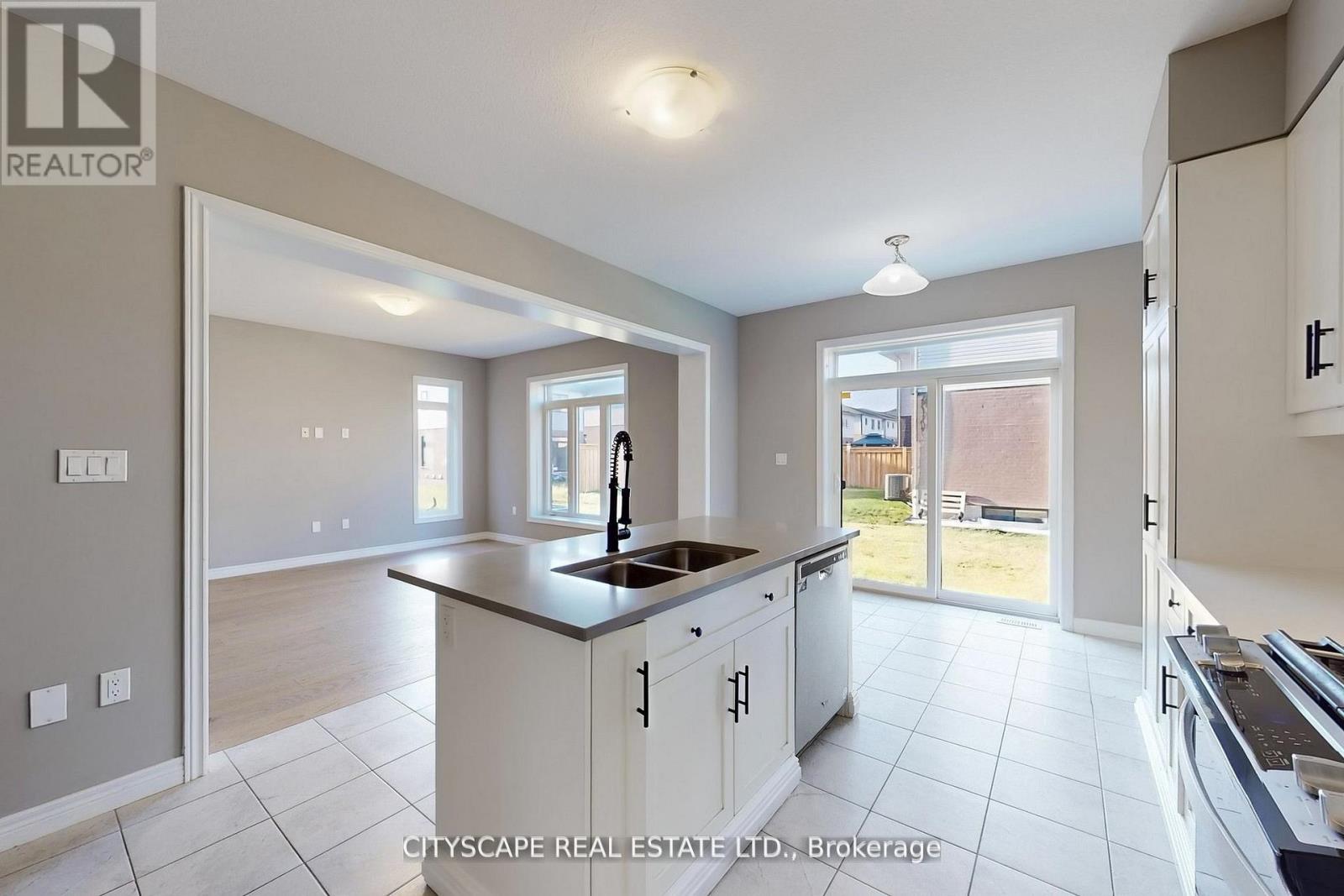 100 Tartan Avenue, Kitchener, Ontario  N2R 0N5 - Photo 11 - X12897408