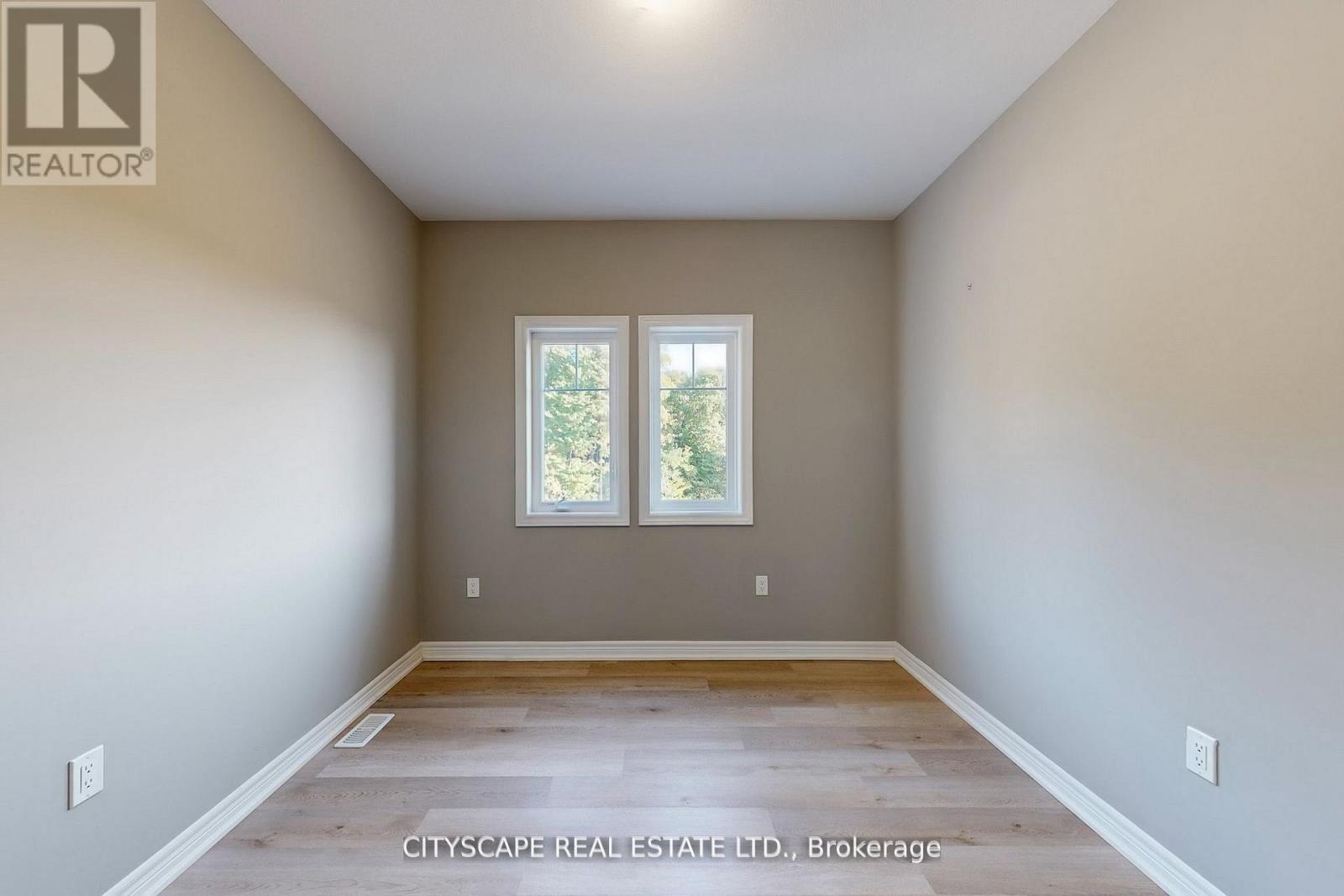 100 Tartan Avenue, Kitchener, Ontario  N2R 0N5 - Photo 39 - X12897408