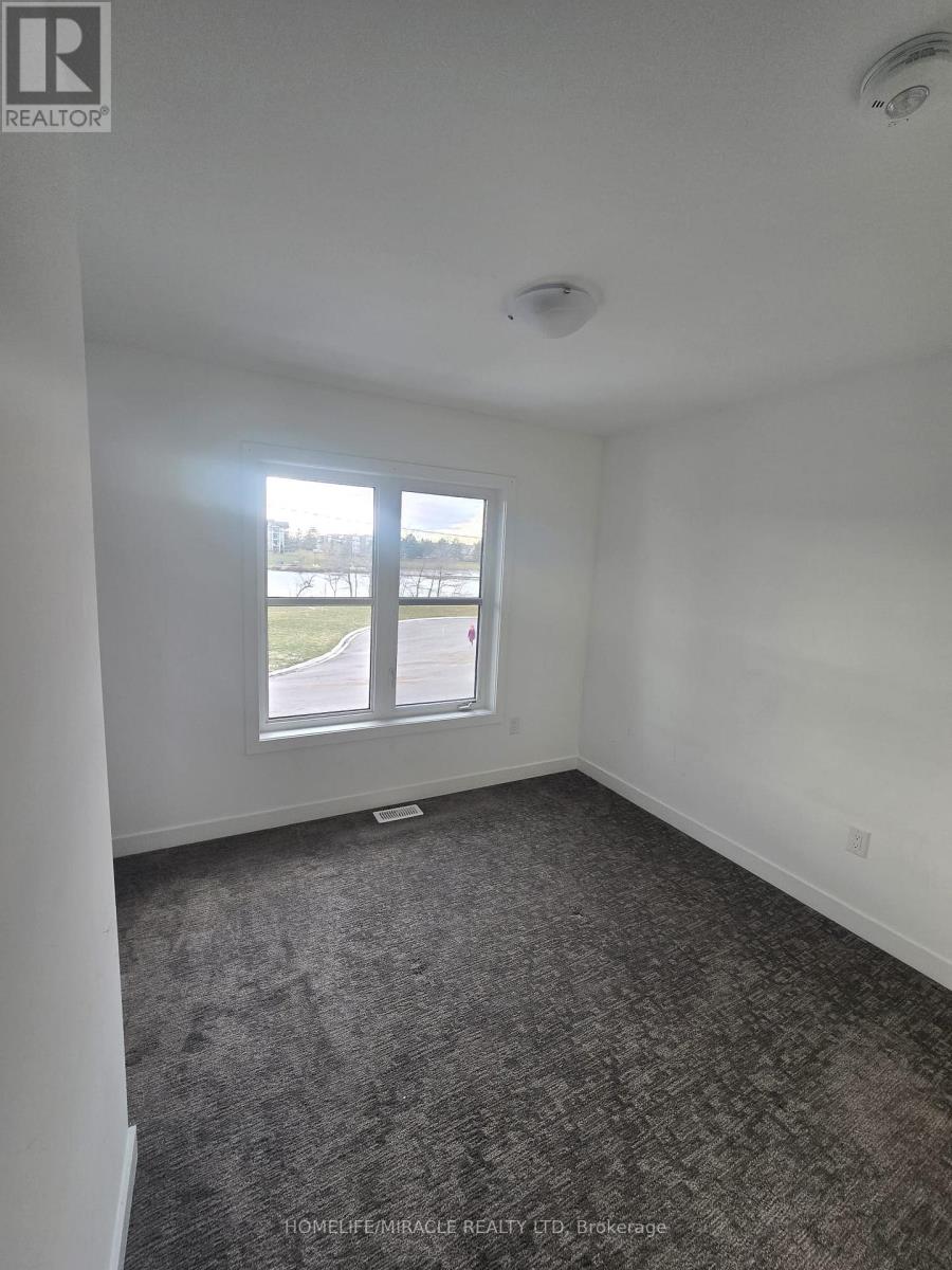 18 Marina Palace E, Welland, Ontario  L3B 0N7 - Photo 14 - X12897420