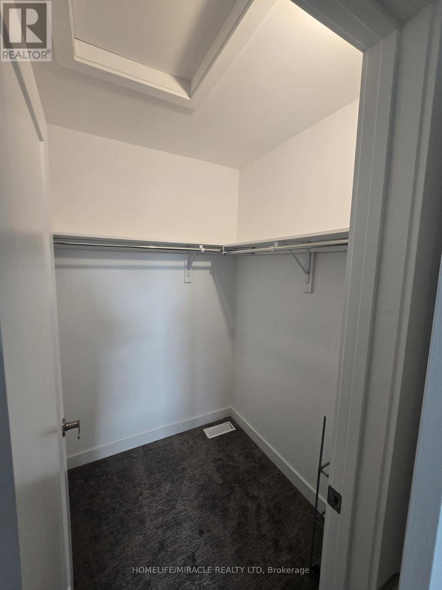 18 Marina Palace E, Welland, Ontario  L3B 0N7 - Photo 16 - X12897420