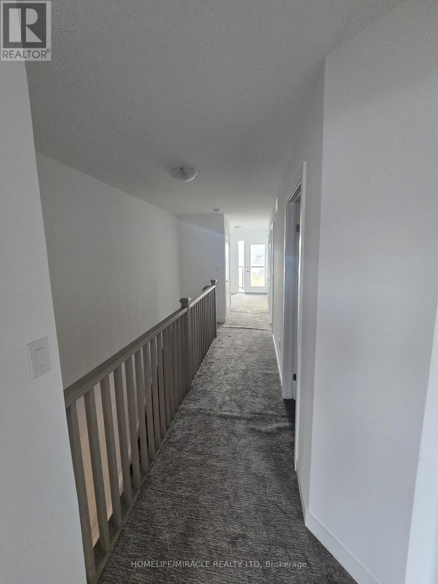 18 Marina Palace E, Welland, Ontario  L3B 0N7 - Photo 21 - X12897420