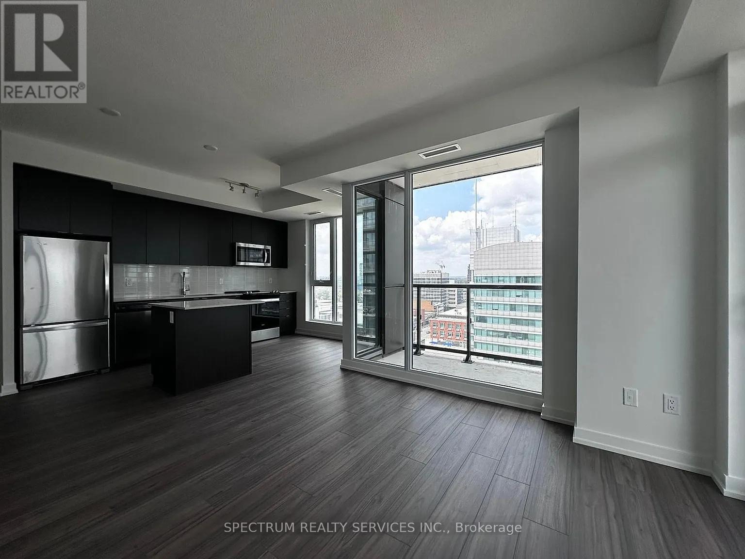 55 Duke Street, Kitchener, Ontario  N2G 1A6 - Photo 2 - X12897434