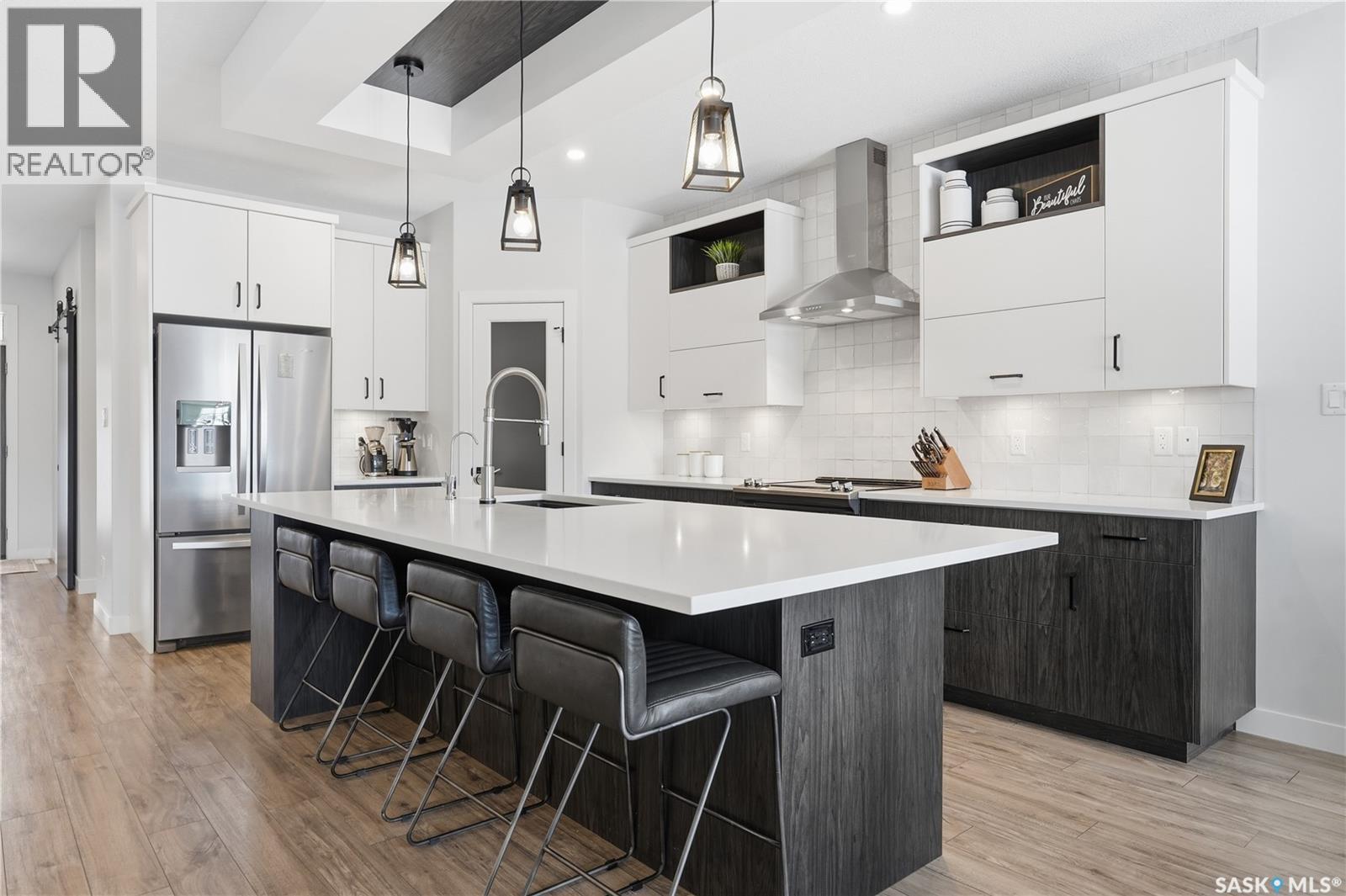 4418 Sage Crescent E, Regina, Saskatchewan  S4V 3H7 - Photo 2 - SK030681