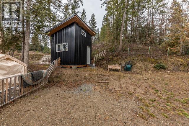 2449 Centennial Drive, Blind Bay, British Columbia  V0E 1H1 - Photo 47 - 10376221