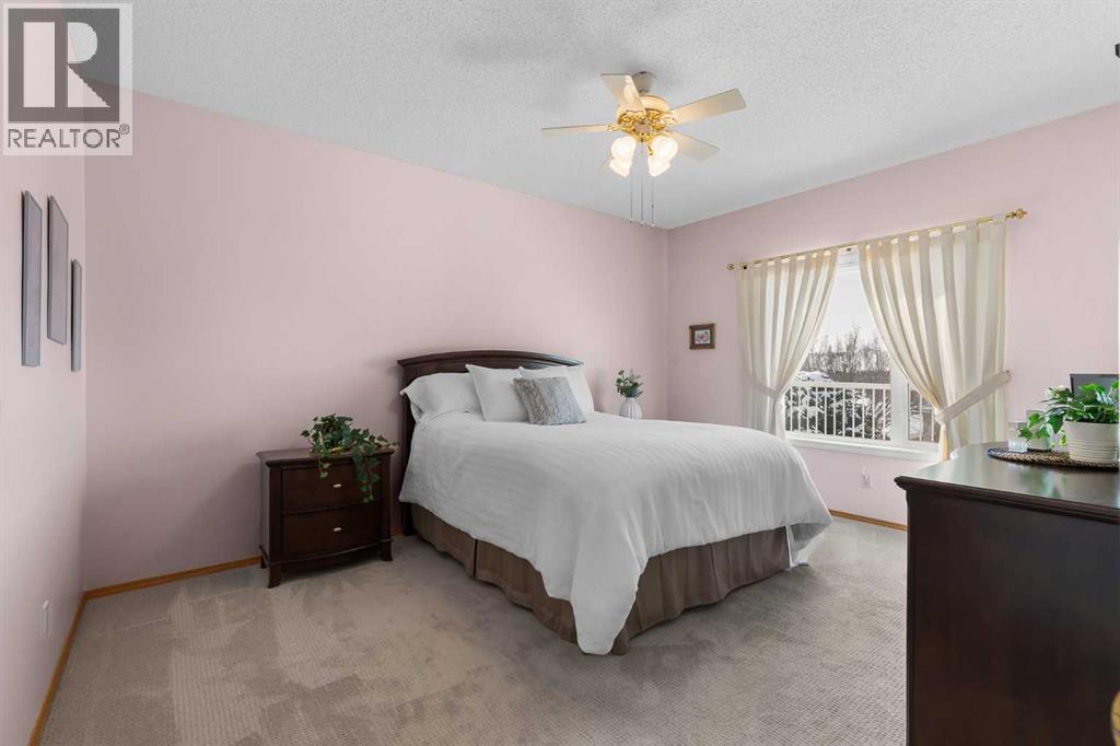 38 Scimitar Circle NW, Calgary, Alberta  T3L 2C8 - Photo 18 - A2292115