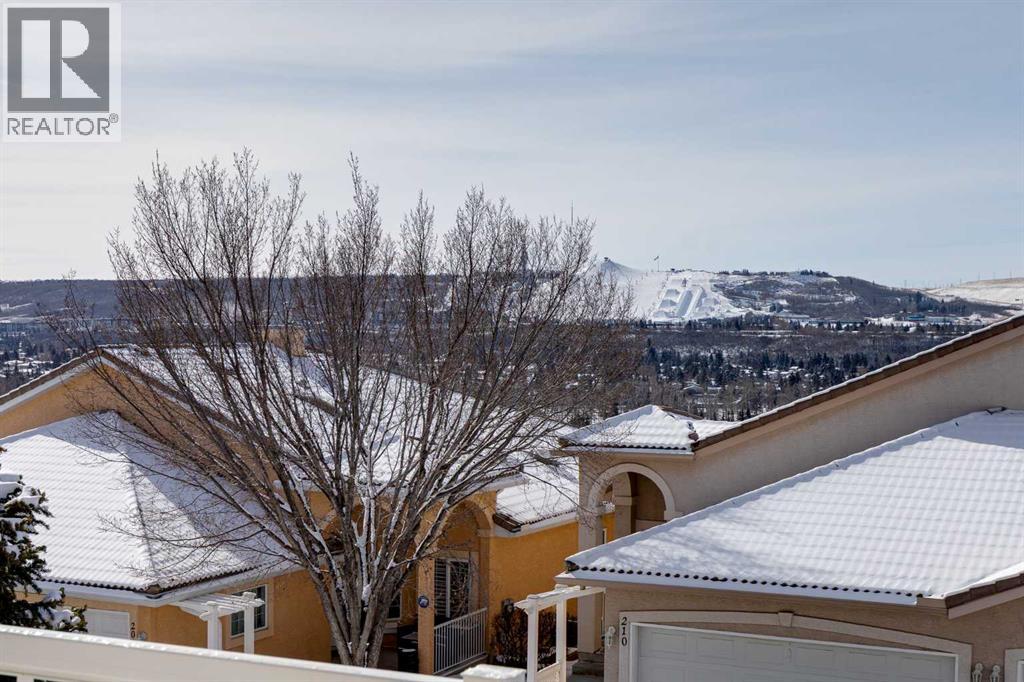 38 Scimitar Circle NW, Calgary, Alberta  T3L 2C8 - Photo 17 - A2292115