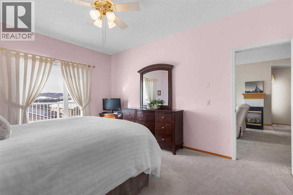 38 Scimitar Circle NW, Calgary, Alberta  T3L 2C8 - Photo 20 - A2292115