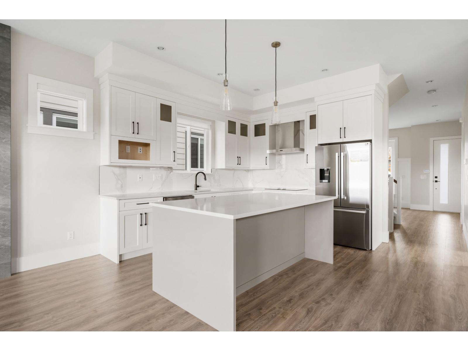 16742 20a Avenue, Surrey, British Columbia  V3Z 1J4 - Photo 1 - R3101198