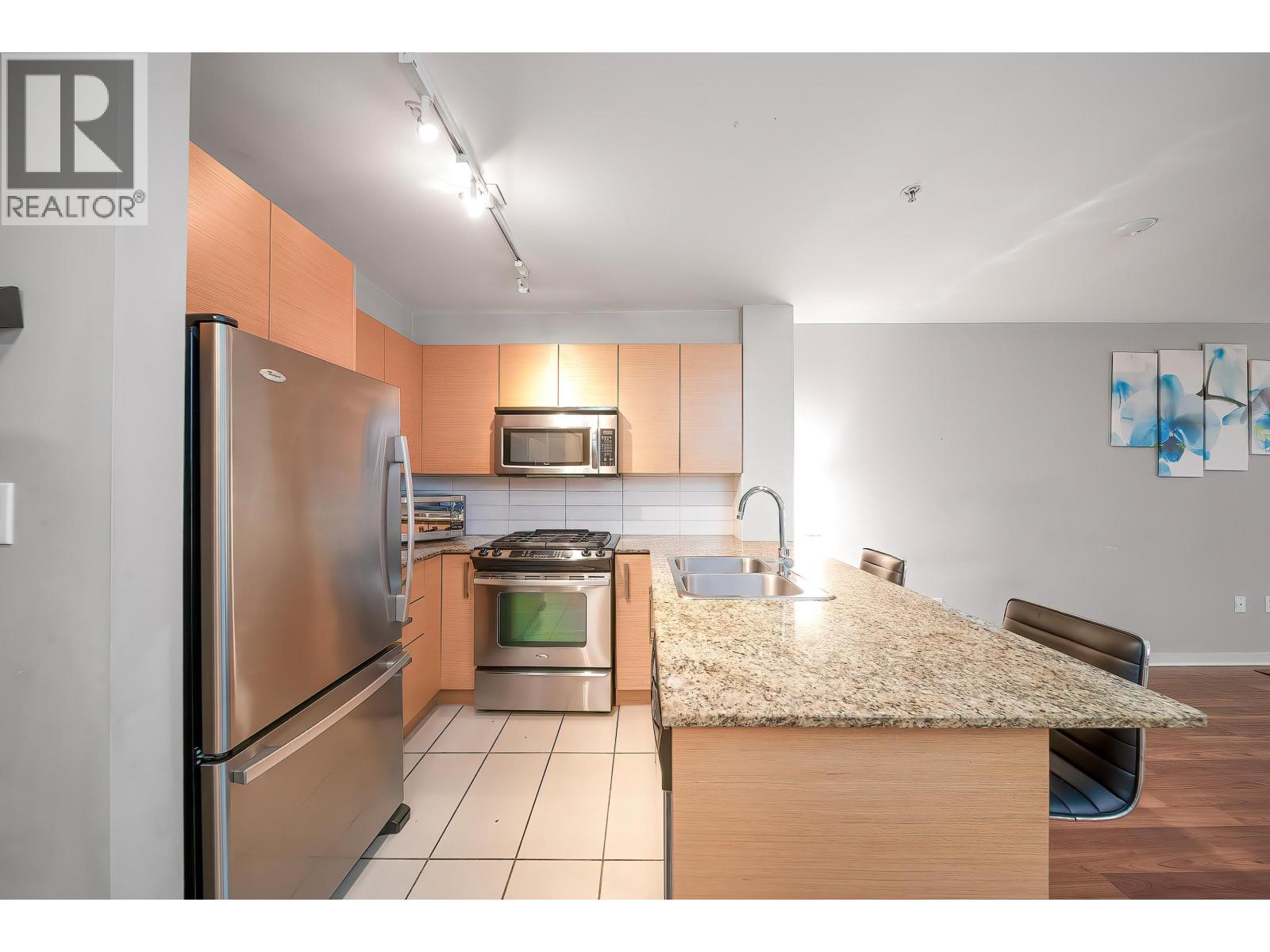 106 5665 Irmin Street, Burnaby, British Columbia  V5J 0C4 - Photo 6 - R3050693