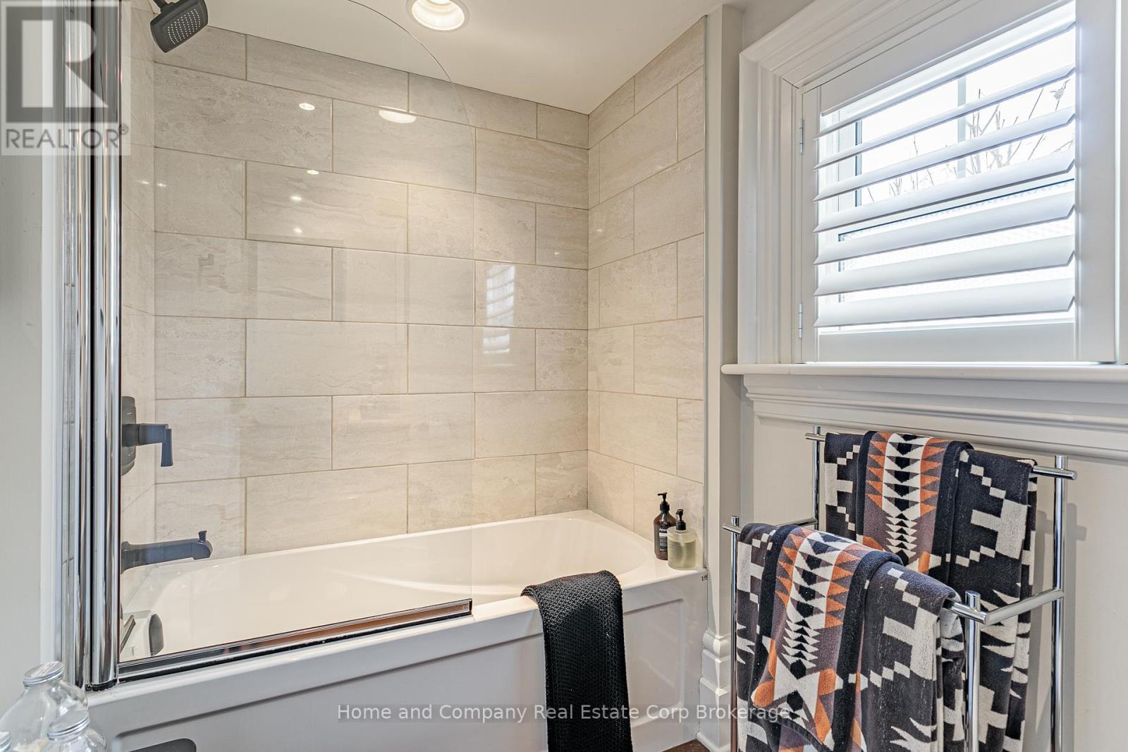 185 Albert Street, Stratford, Ontario  N5A 3K7 - Photo 31 - X12896070