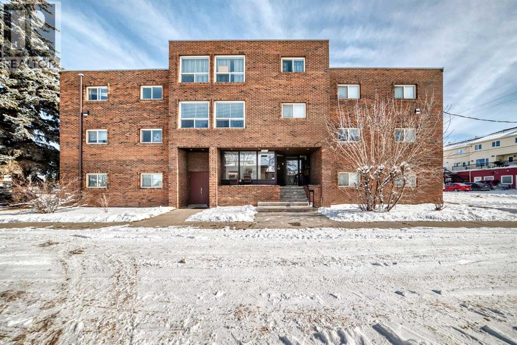 402, 319 2 Avenue, Strathmore, Alberta  T1P 1T7 - Photo 2 - A2293838