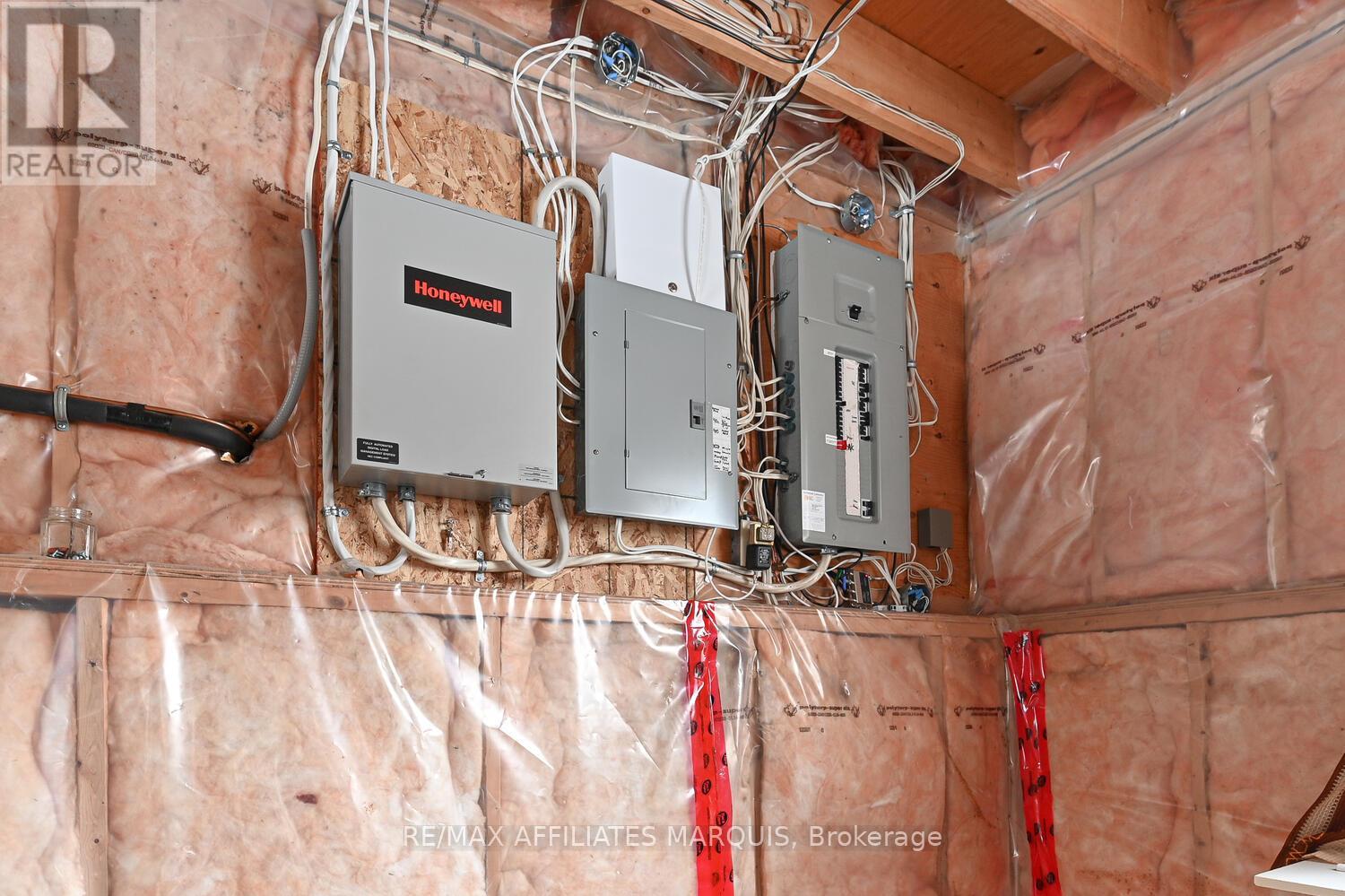 4 South Point Drive, Rideau Lakes, Ontario  K7A 4S5 - Photo 36 - X12897446