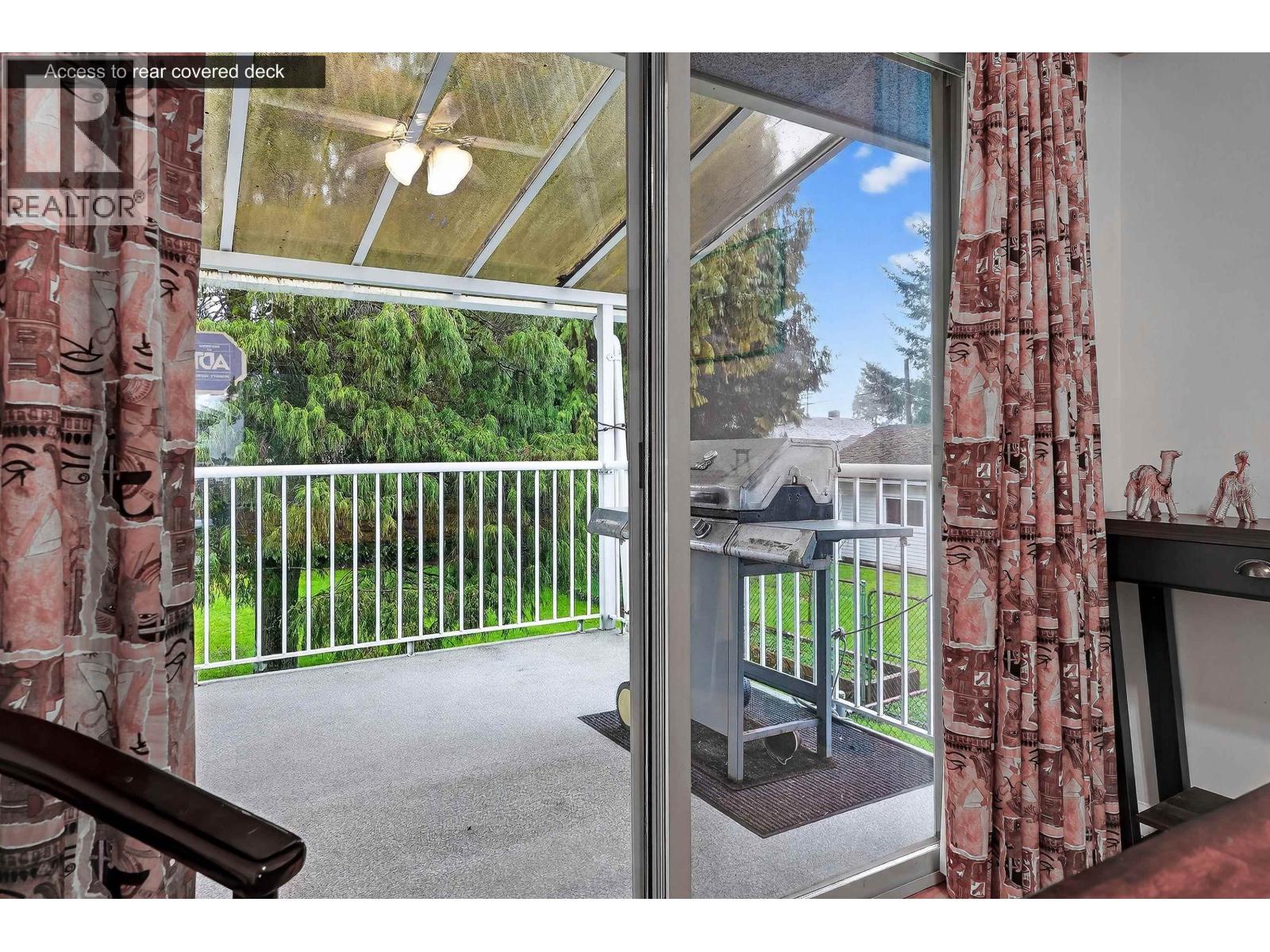 2120 Como Lake Avenue, Coquitlam, British Columbia  V3J 3R5 - Photo 16 - R3100936