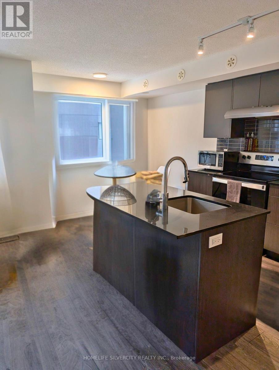 712 - 1131 Cooke Boulevard, Burlington, Ontario  L7T 0C3 - Photo 7 - W12896764