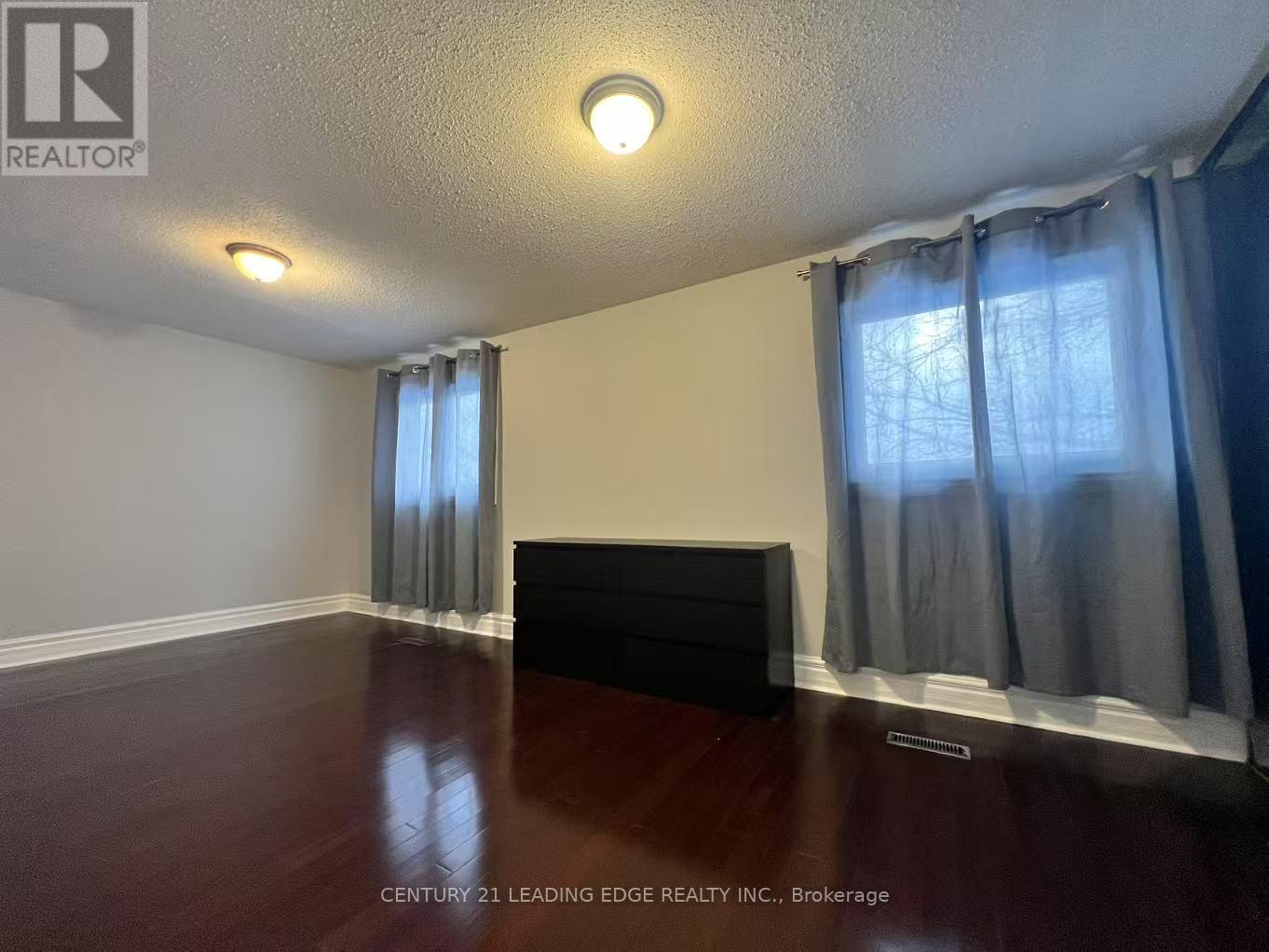 516 Alder Court, Pickering, Ontario  L1V 4T1 - Photo 7 - E12897458