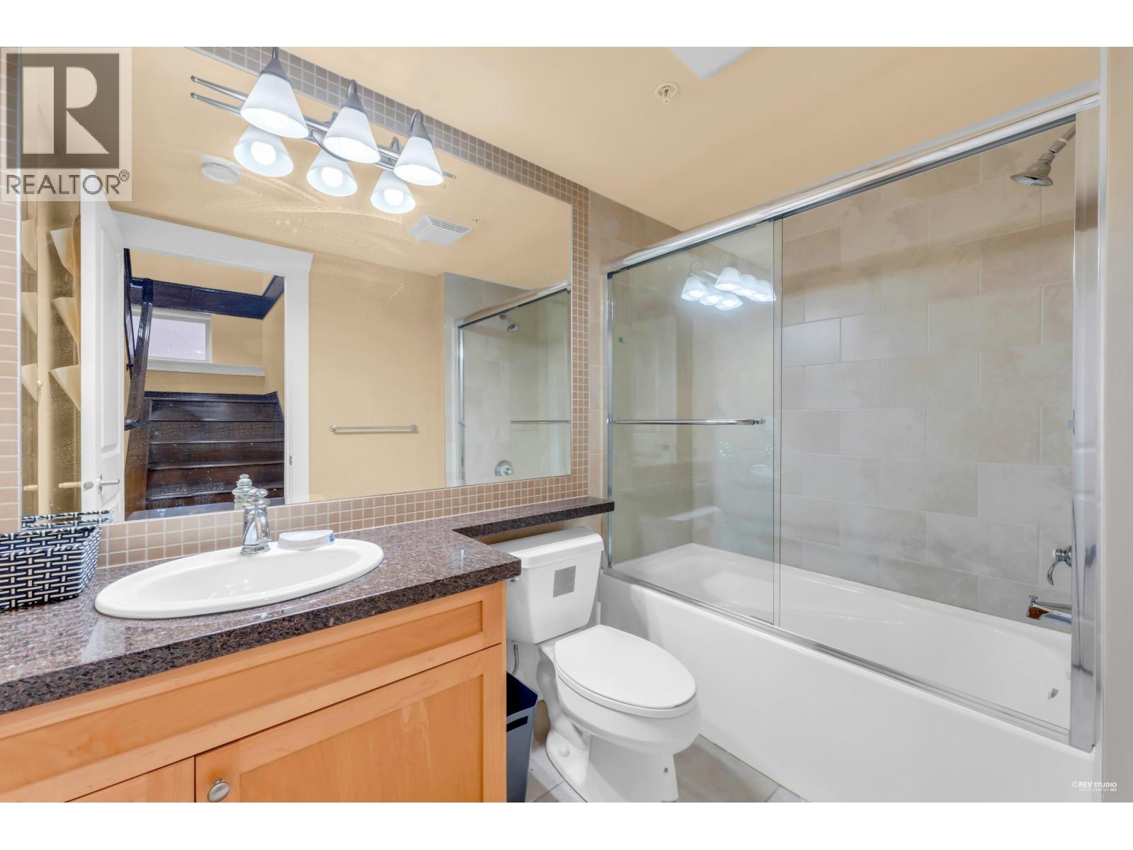 2139 W 22nd Avenue, Vancouver, British Columbia  V6L 1L4 - Photo 33 - R3101294