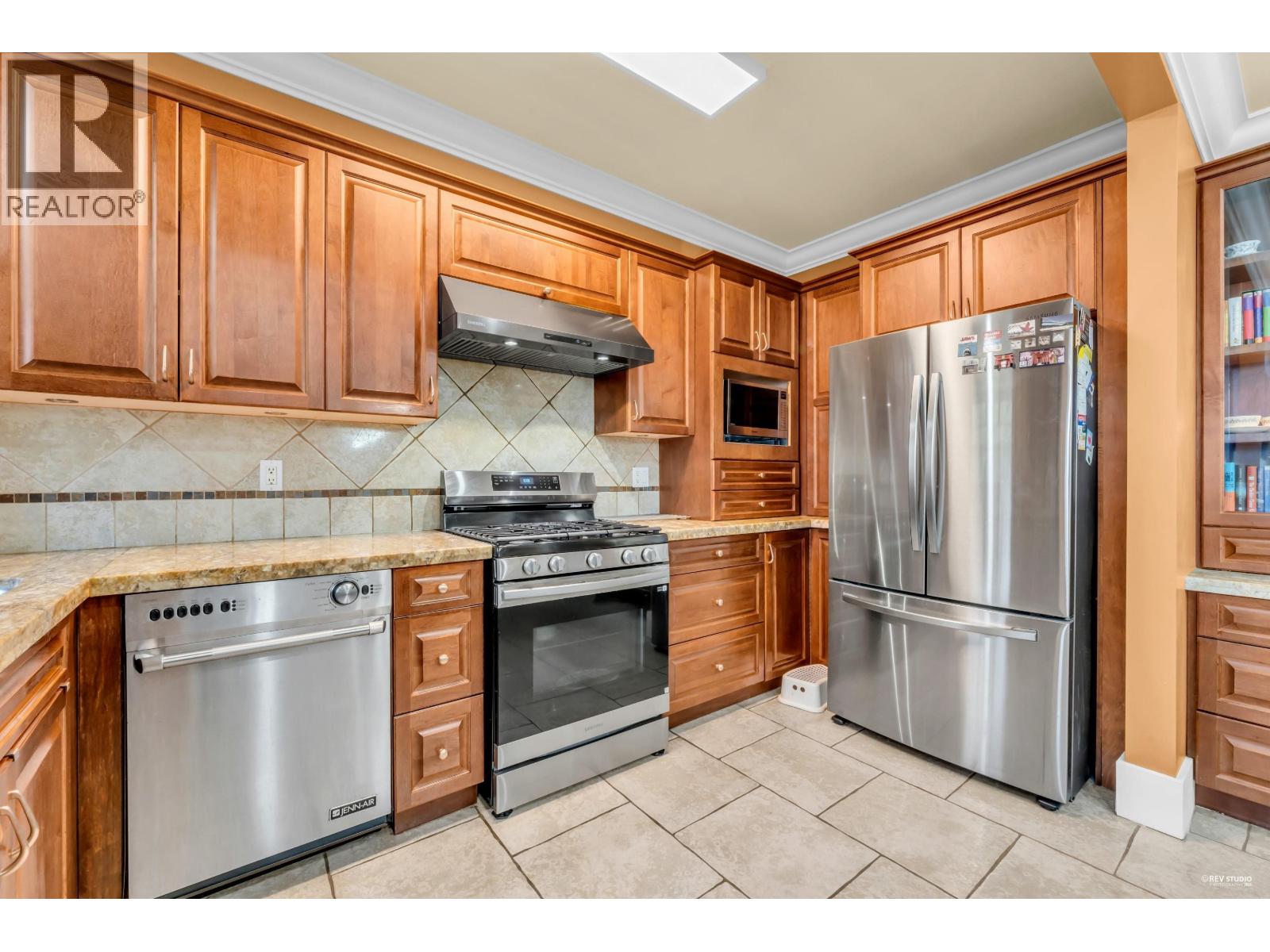 2139 W 22nd Avenue, Vancouver, British Columbia  V6L 1L4 - Photo 8 - R3101294