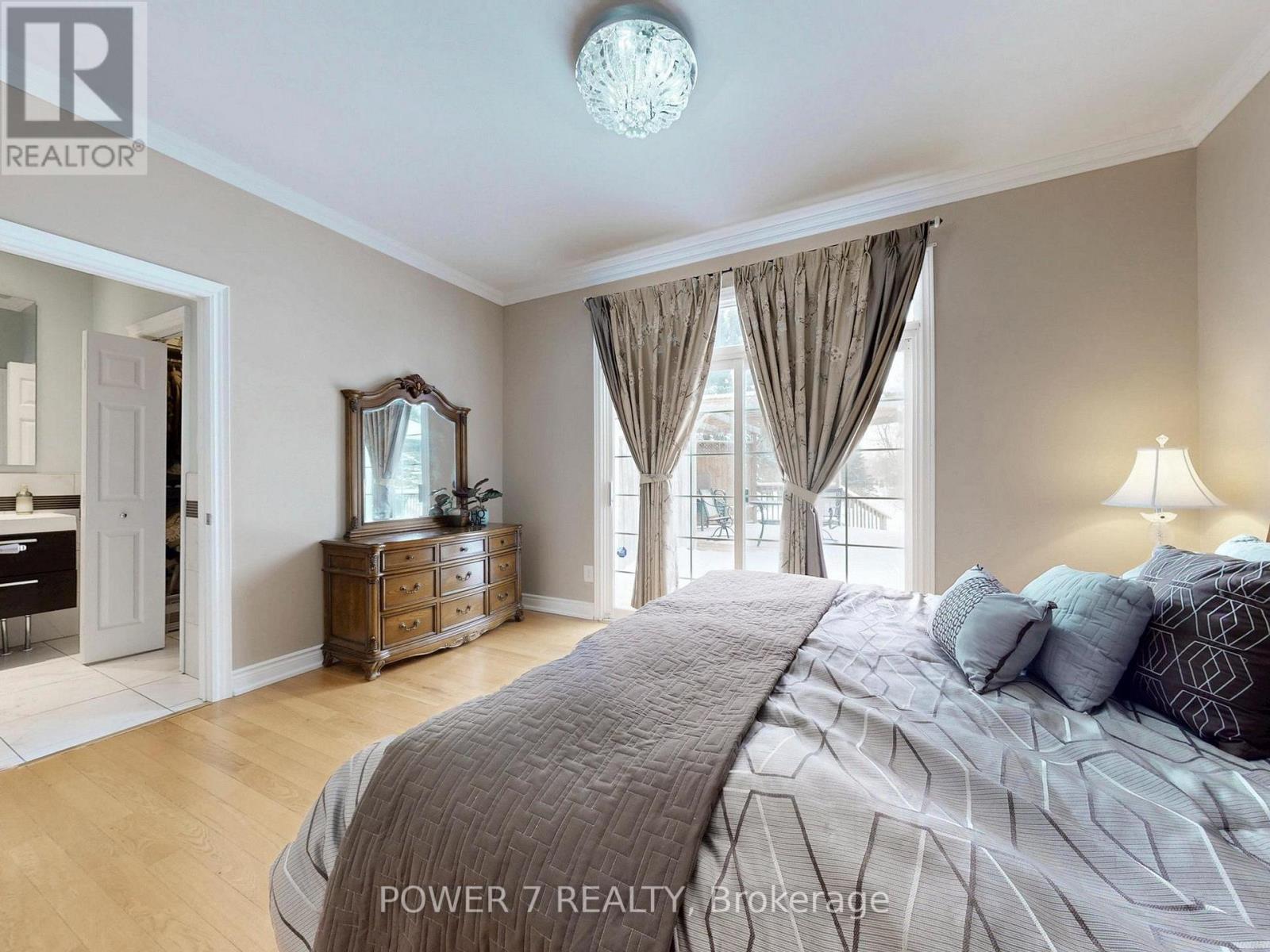 49 Pettet Road, Whitchurch-Stouffville, Ontario  L4A 3J2 - Photo 20 - N12897442