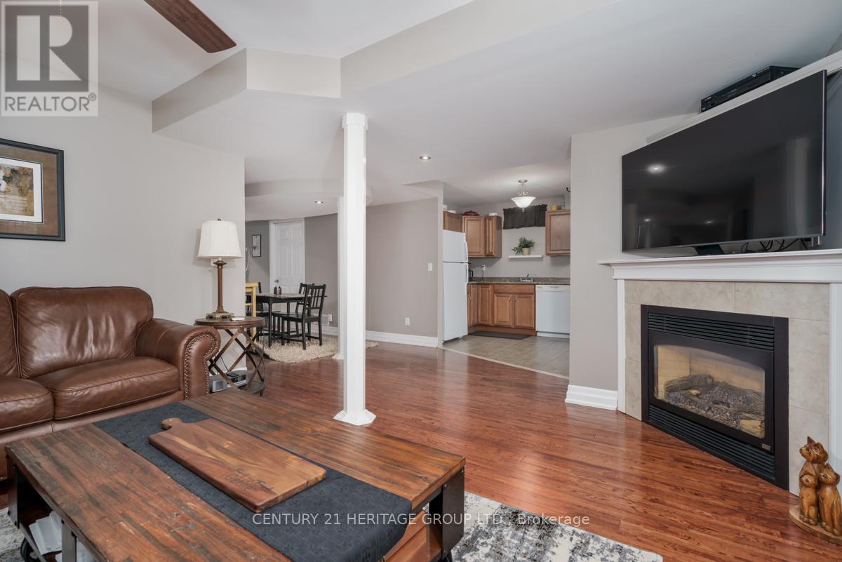 33 Silverstone Crescent, Georgina, Ontario  L4P 4A4 - Photo 32 - N12897470