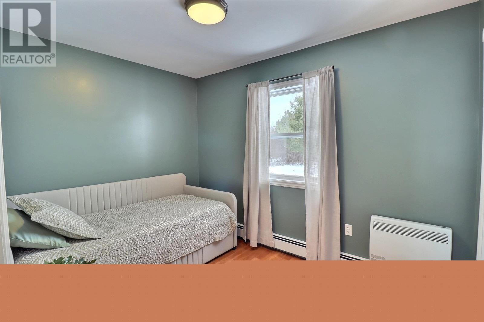 51 South Main Street, Mount Stewart, Prince Edward Island  C0A 1T0 - Photo 8 - 202604844