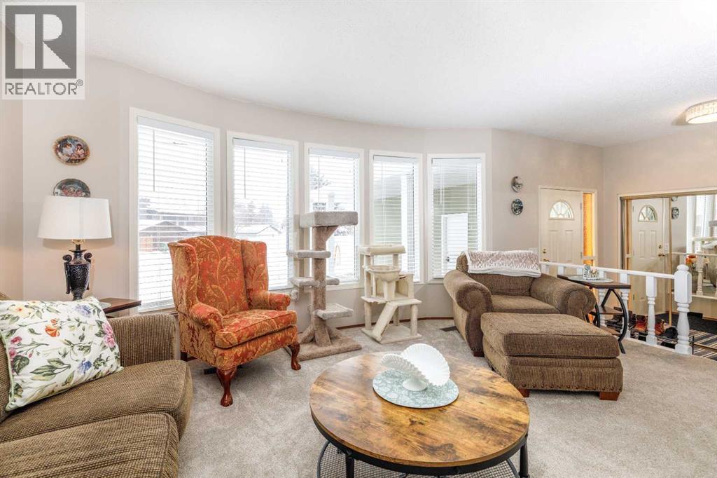 7 Berry Avenue, Red Deer, Alberta  T4R 1K7 - Photo 6 - A2294210