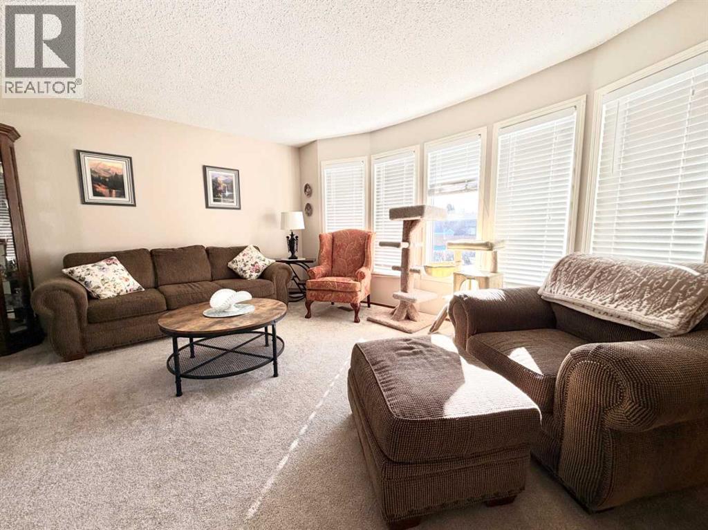 7 Berry Avenue, Red Deer, Alberta  T4R 1K7 - Photo 8 - A2294210