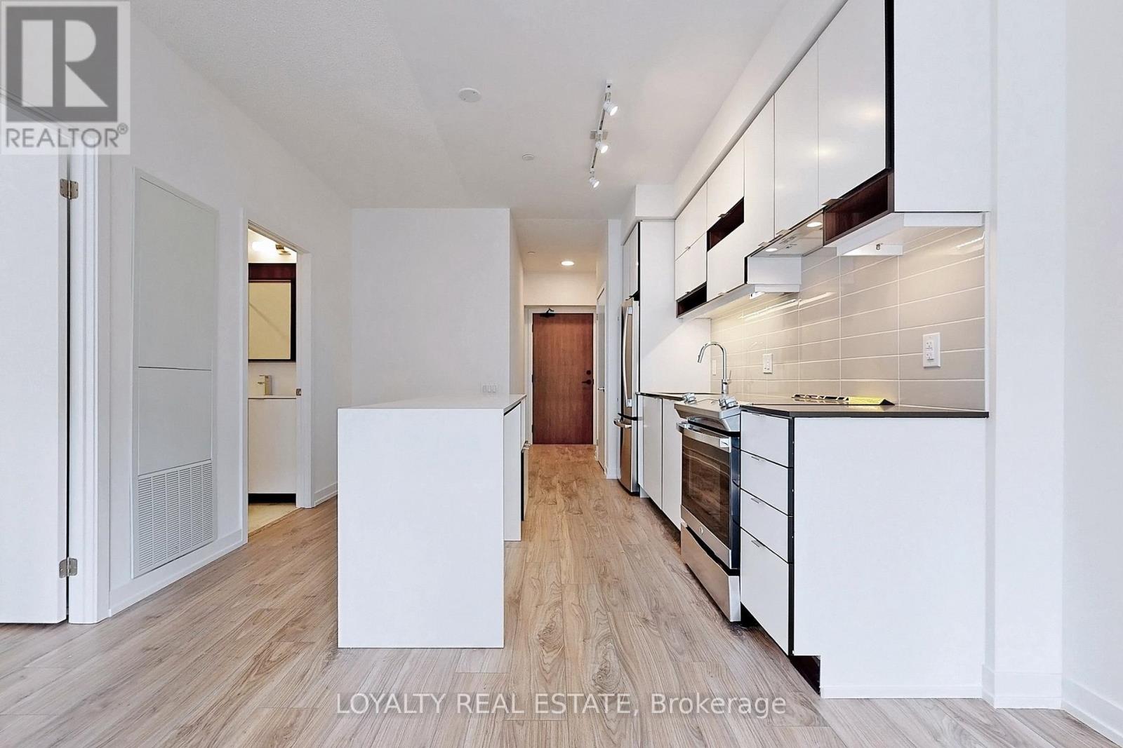 417 - 4065 Confederation Parkway, Mississauga, Ontario  L5B 0L4 - Photo 17 - W12897450