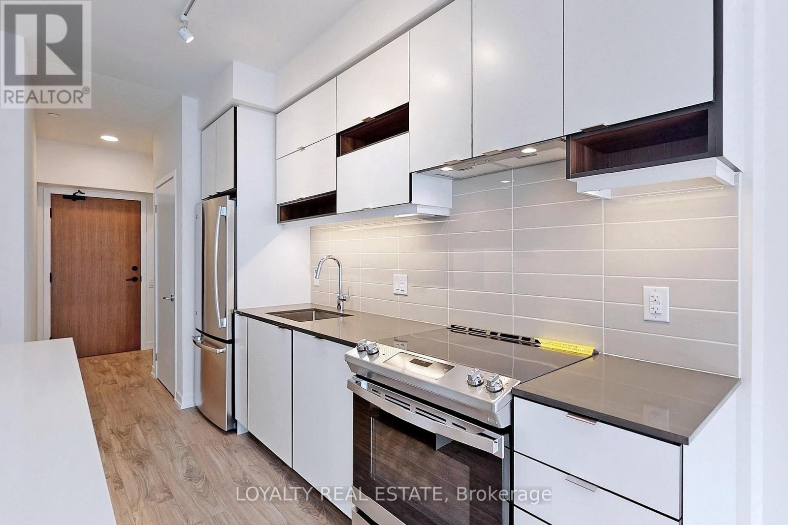 417 - 4065 Confederation Parkway, Mississauga, Ontario  L5B 0L4 - Photo 22 - W12897450