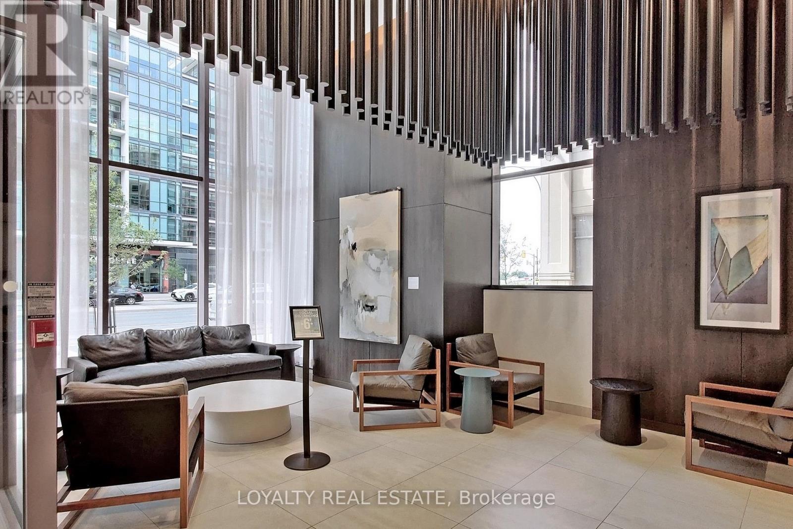 417 - 4065 Confederation Parkway, Mississauga, Ontario  L5B 0L4 - Photo 8 - W12897450