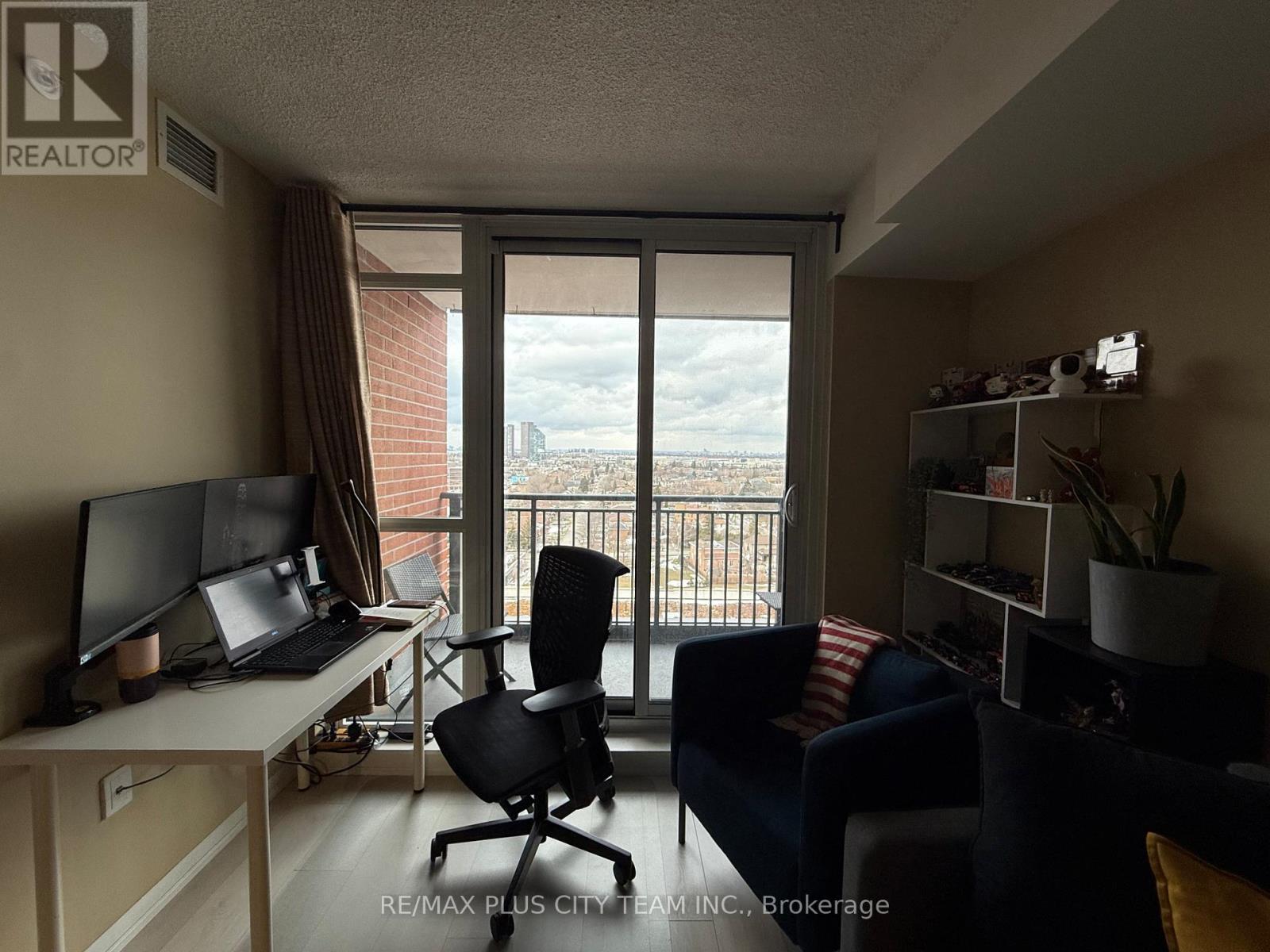 1421 - 800 Lawrence Avenue W, Toronto (Yorkdale-Glen Park), Ontario  M6A 0B1 - Photo 4 - W12897464