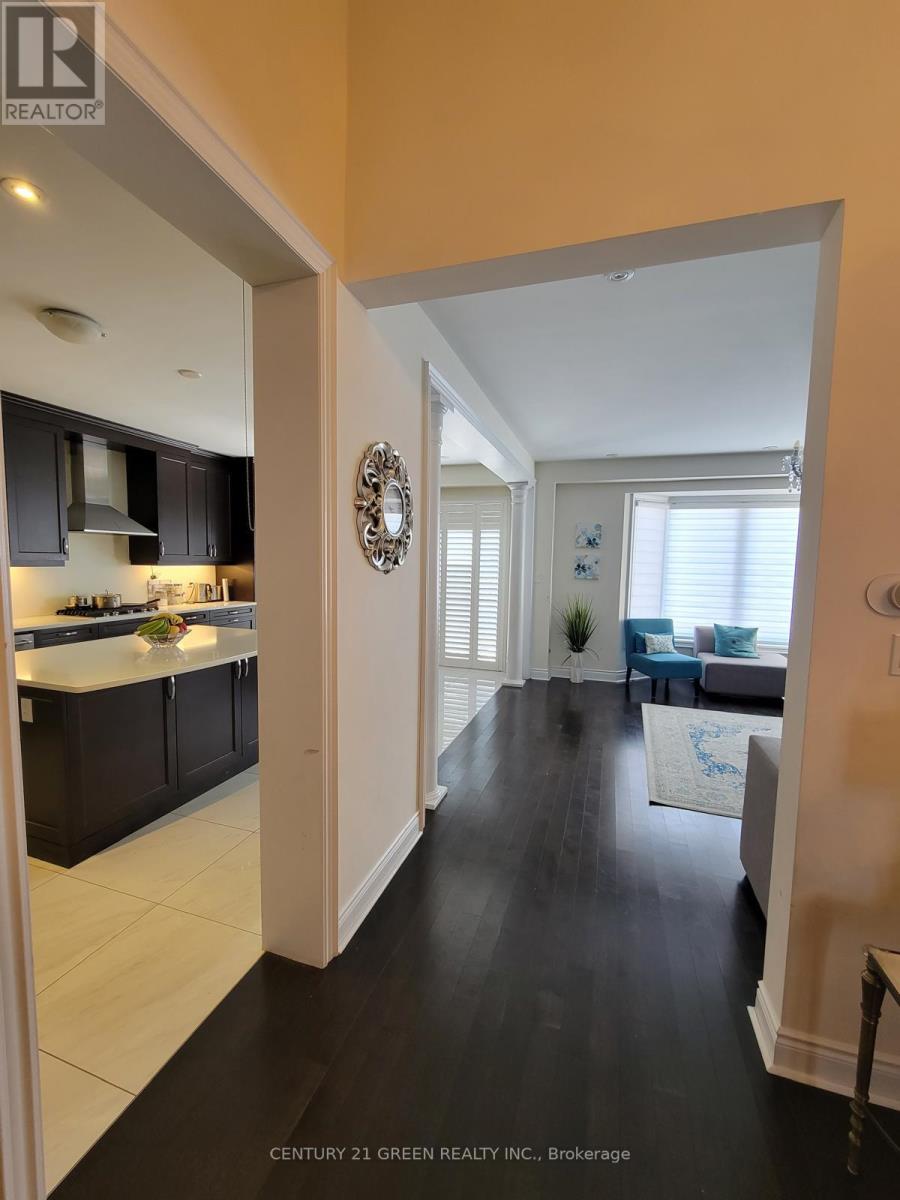 (Upper) - 46 Black Diamond Crescent, Brampton, Ontario  L6X 1A2 - Photo 6 - W12897482