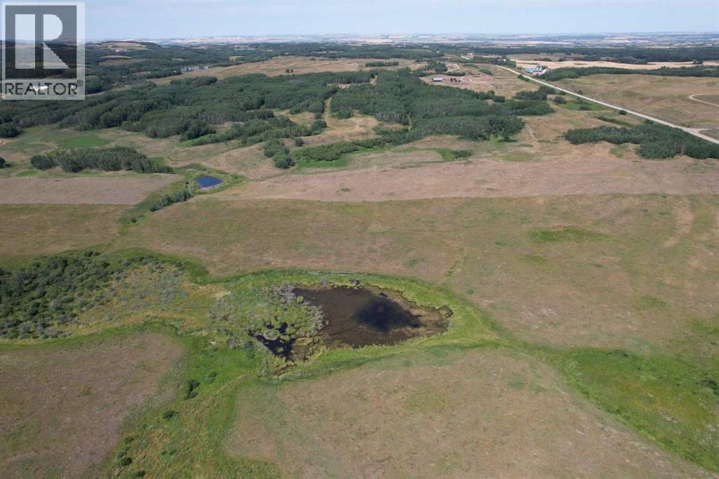 On Hwy 816, Rural Red Deer County, Alberta  T4E 0V5 - Photo 5 - A2155823