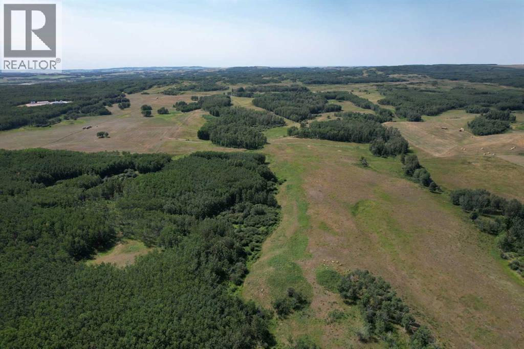On Hwy 816, Rural Red Deer County, Alberta  T4E 0V5 - Photo 2 - A2155823