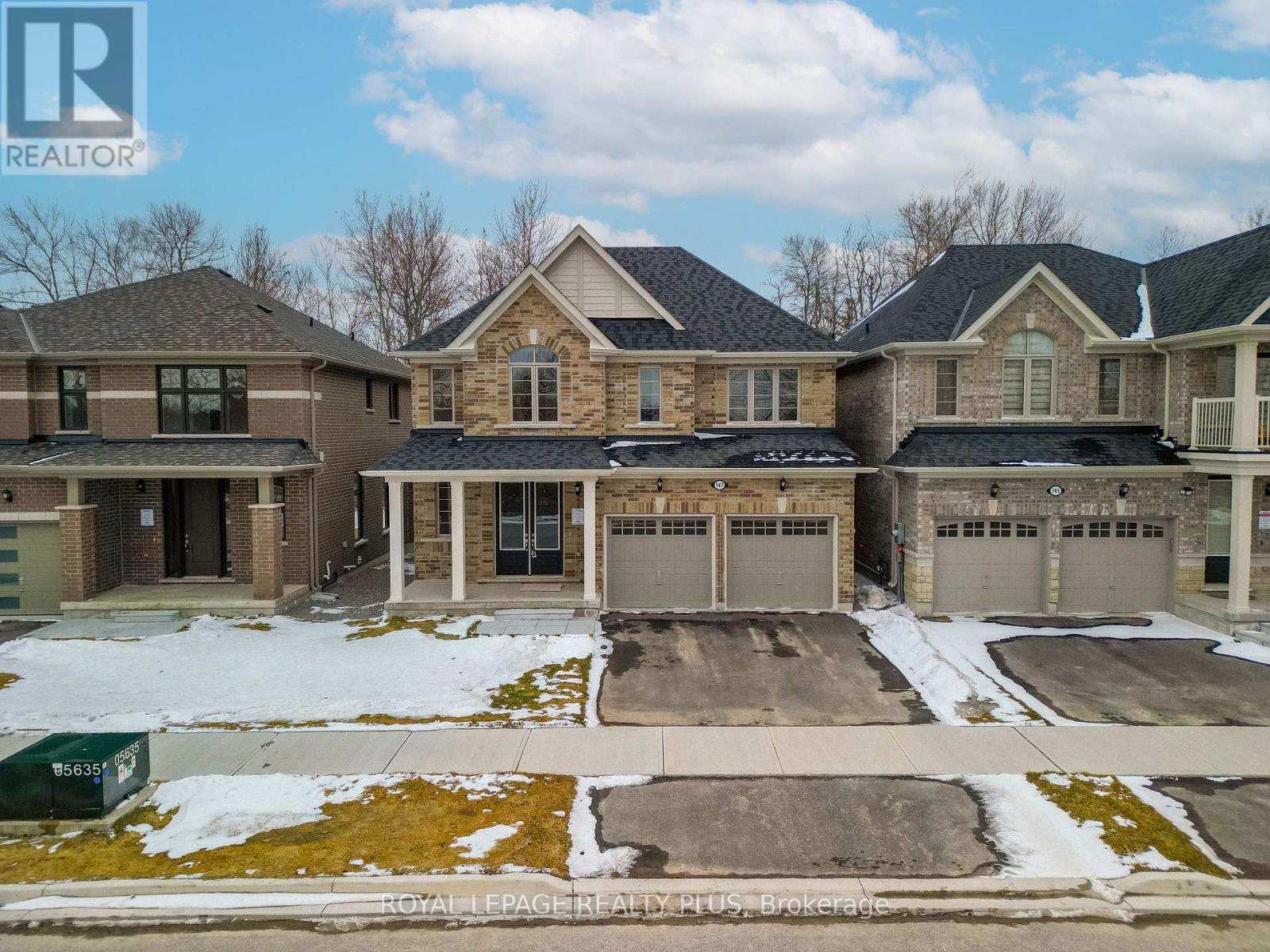 147 Dovedale Drive, Georgina, Ontario  L4P 0S6 - Photo 3 - N12598128