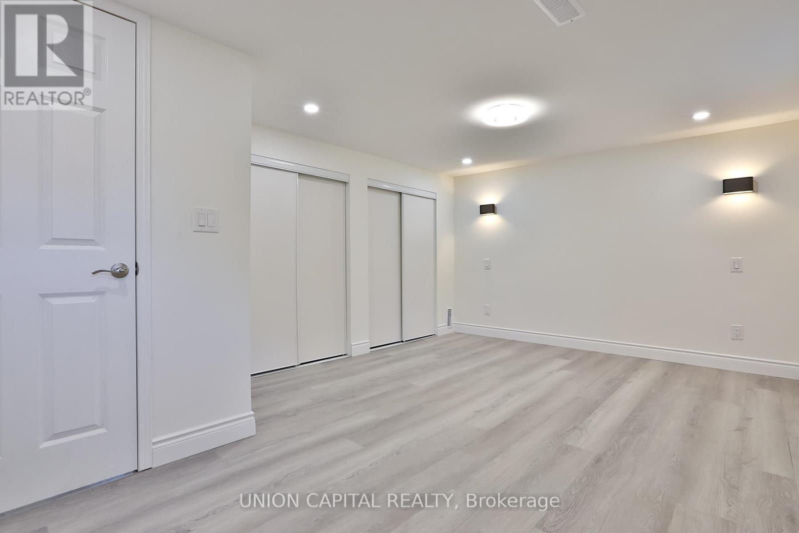 Basement - 383 Neal Drive, Richmond Hill, Ontario  L4C 3L6 - Photo 16 - N12897388