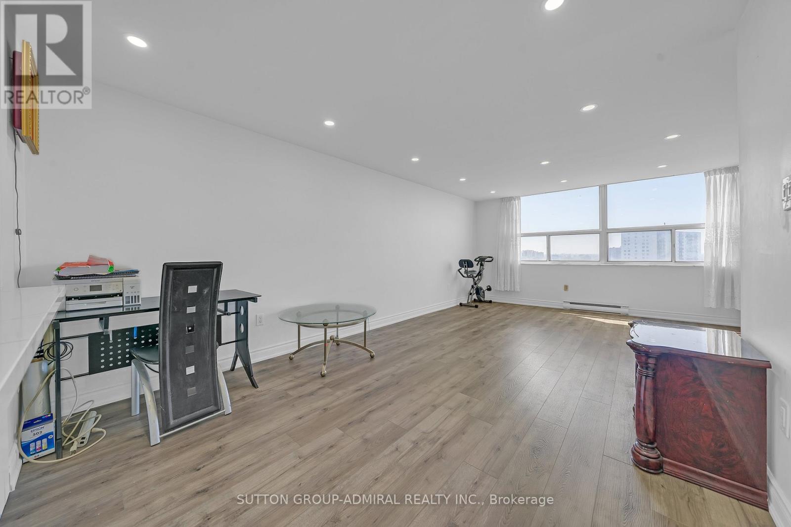 Ph12 - 10 Tobermory Drive, Toronto, Ontario  M3N 2Y5 - Photo 6 - W12835904