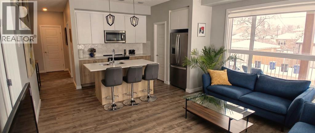 102, 1605 17 Street Se, Calgary, Alberta  T2G 2L7 - Photo 1 - A2293191