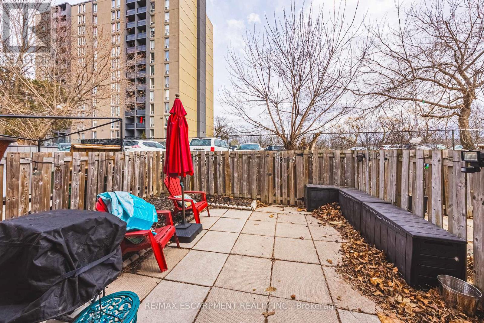 38 Glenburn Court, Hamilton (Riverdale), Ontario  L8E 1C8 - Photo 22 - X12897444