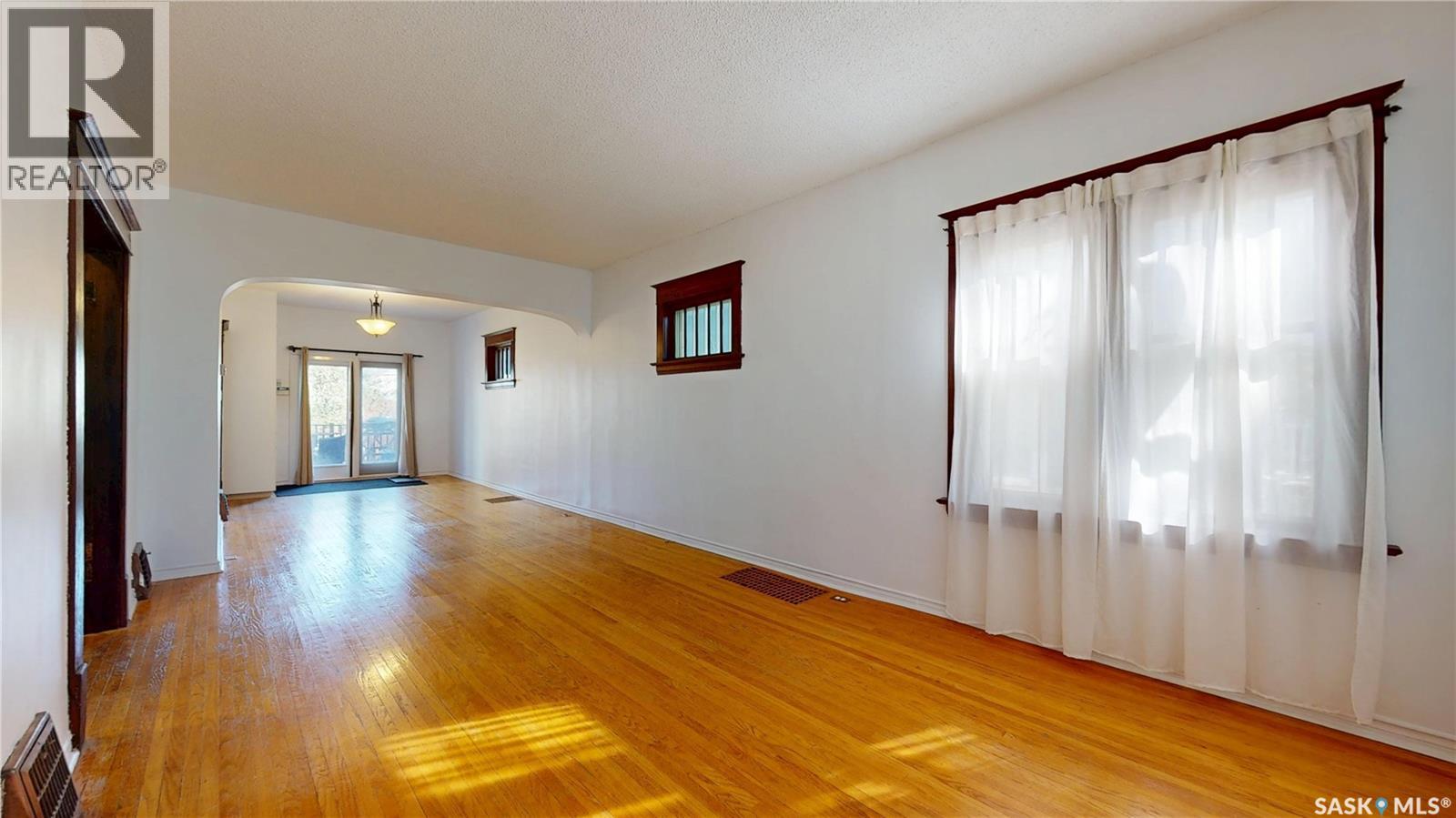 2053 Rae Street, Regina, Saskatchewan  S4T 2E6 - Photo 11 - SK030795