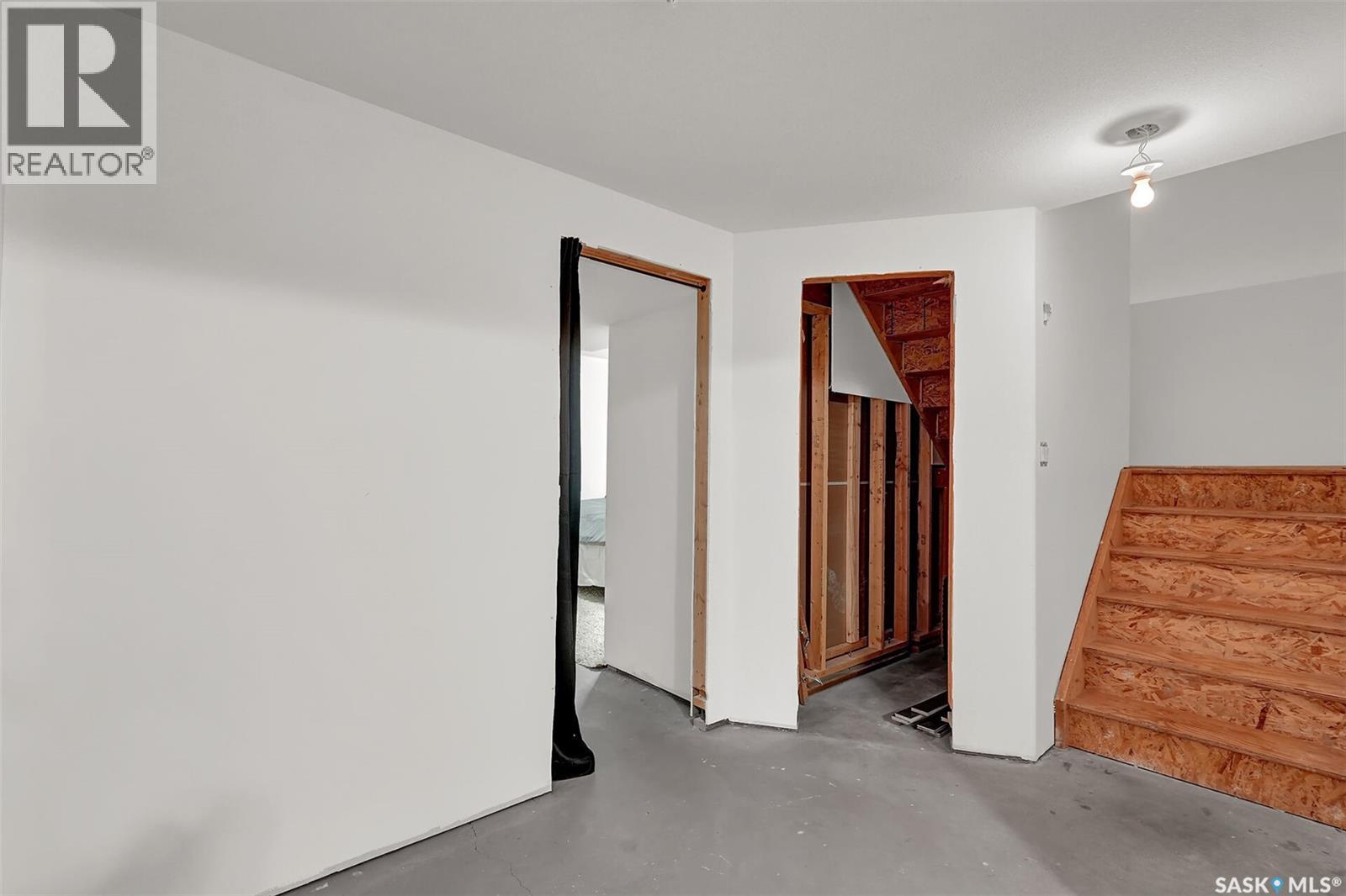 8856 Kestral Drive, Regina, Saskatchewan  S4Y 1H6 - Photo 38 - SK030790