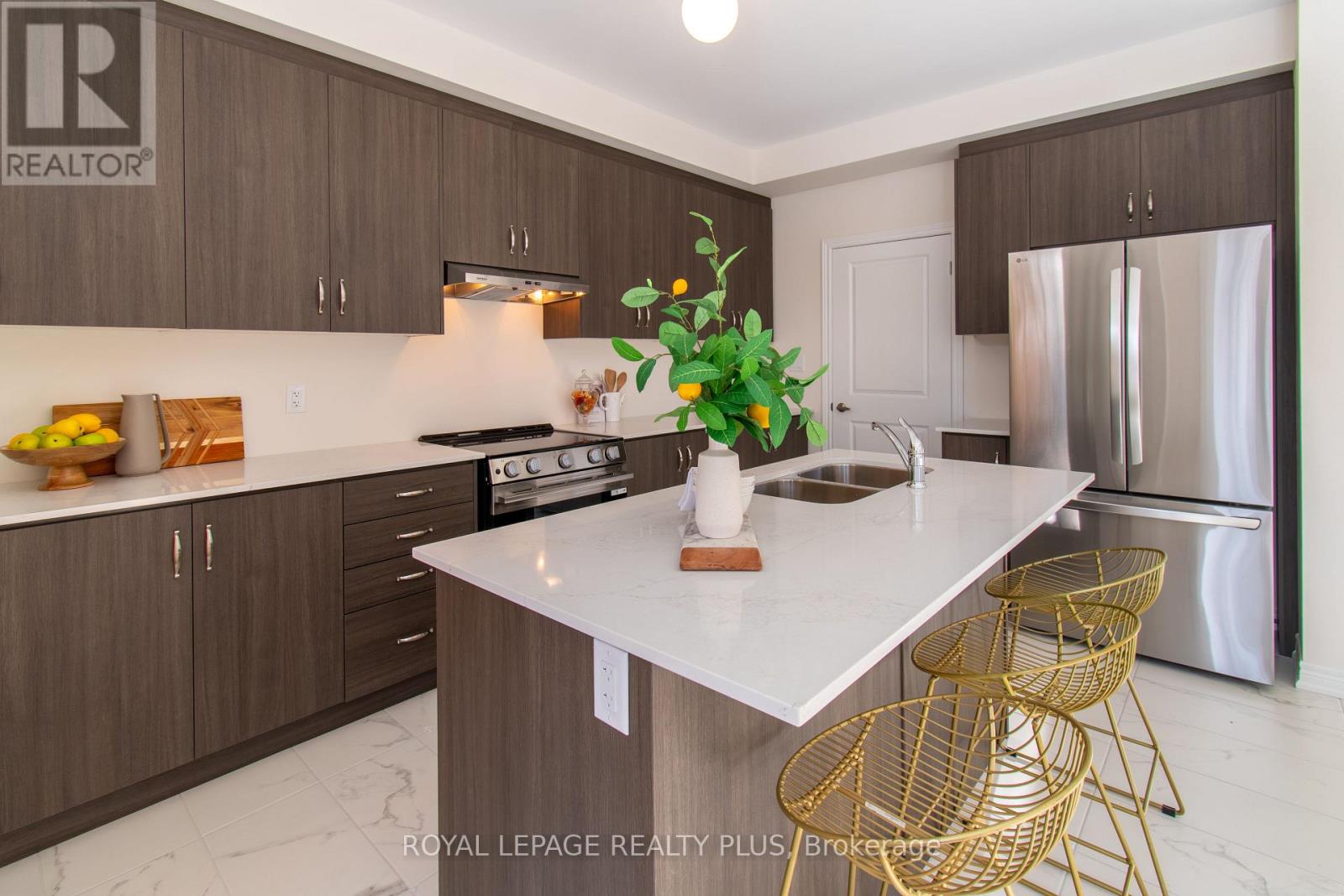 147 Dovedale Drive, Georgina, Ontario  L4P 0S6 - Photo 25 - N12598128