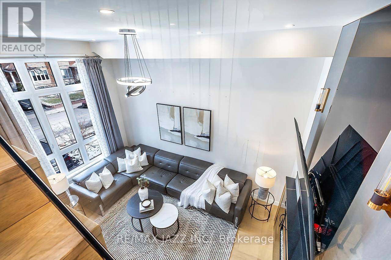 76 Haverson Boulevard, Toronto, Ontario  M6M 3J9 - Photo 22 - W12896536