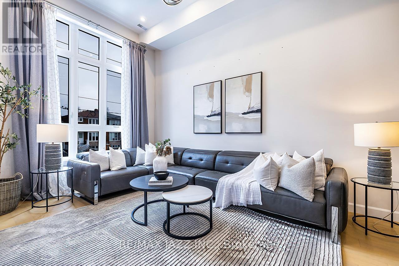 76 Haverson Boulevard, Toronto, Ontario  M6M 3J9 - Photo 20 - W12896536