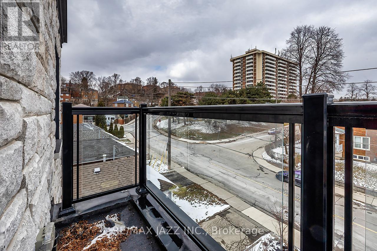 76 Haverson Boulevard, Toronto, Ontario  M6M 3J9 - Photo 41 - W12896536
