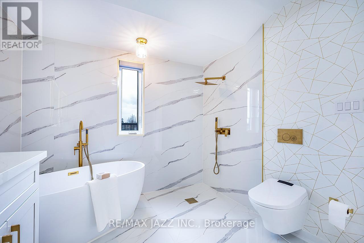 76 Haverson Boulevard, Toronto, Ontario  M6M 3J9 - Photo 37 - W12896536