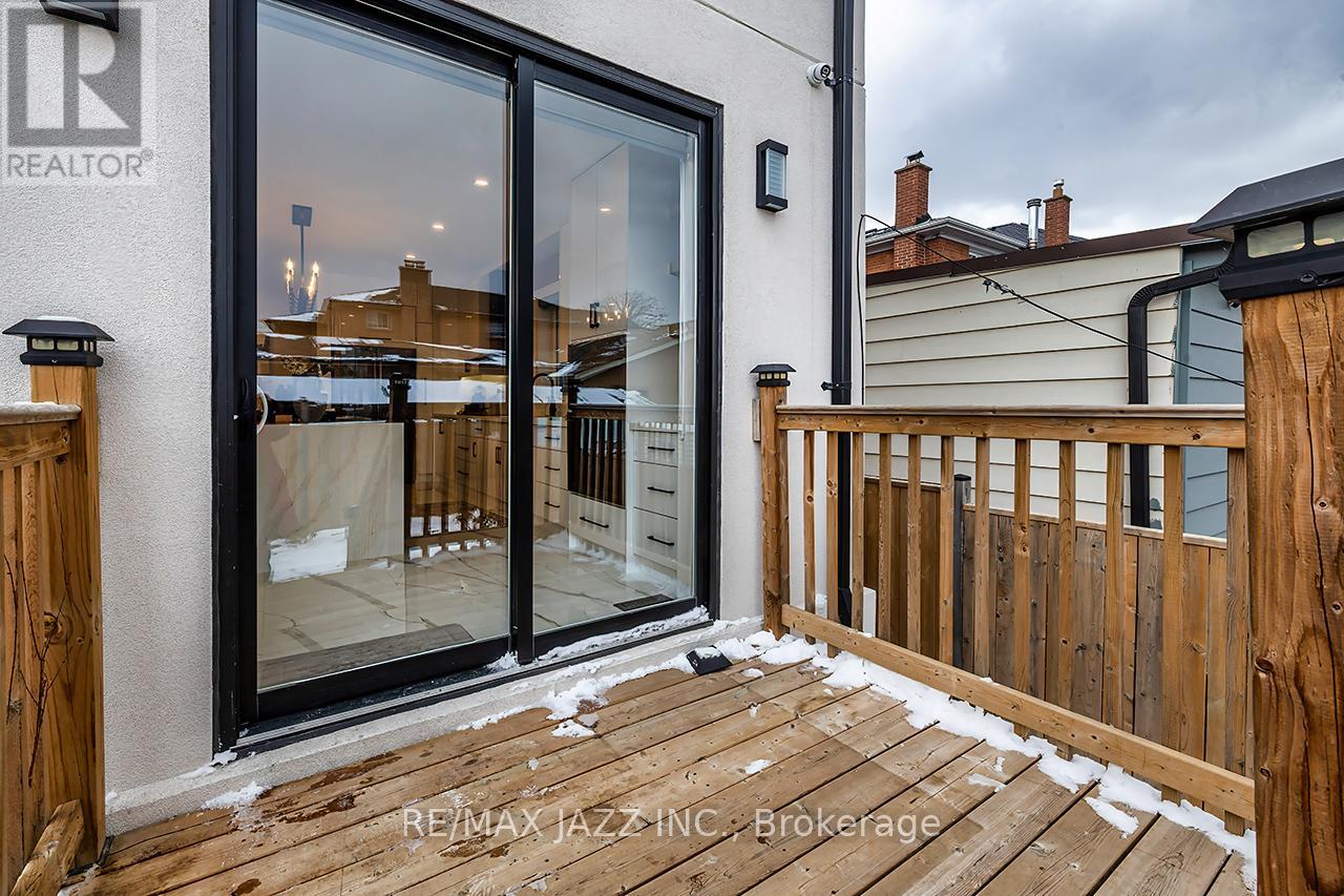 76 Haverson Boulevard, Toronto, Ontario  M6M 3J9 - Photo 43 - W12896536