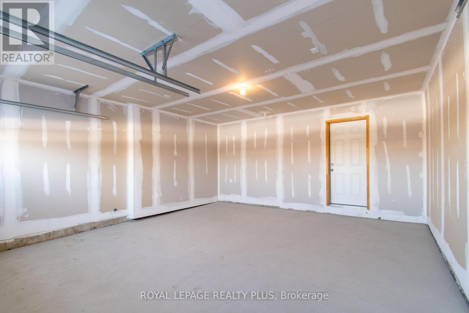 147 Dovedale Drive, Georgina, Ontario  L4P 0S6 - Photo 35 - N12598128