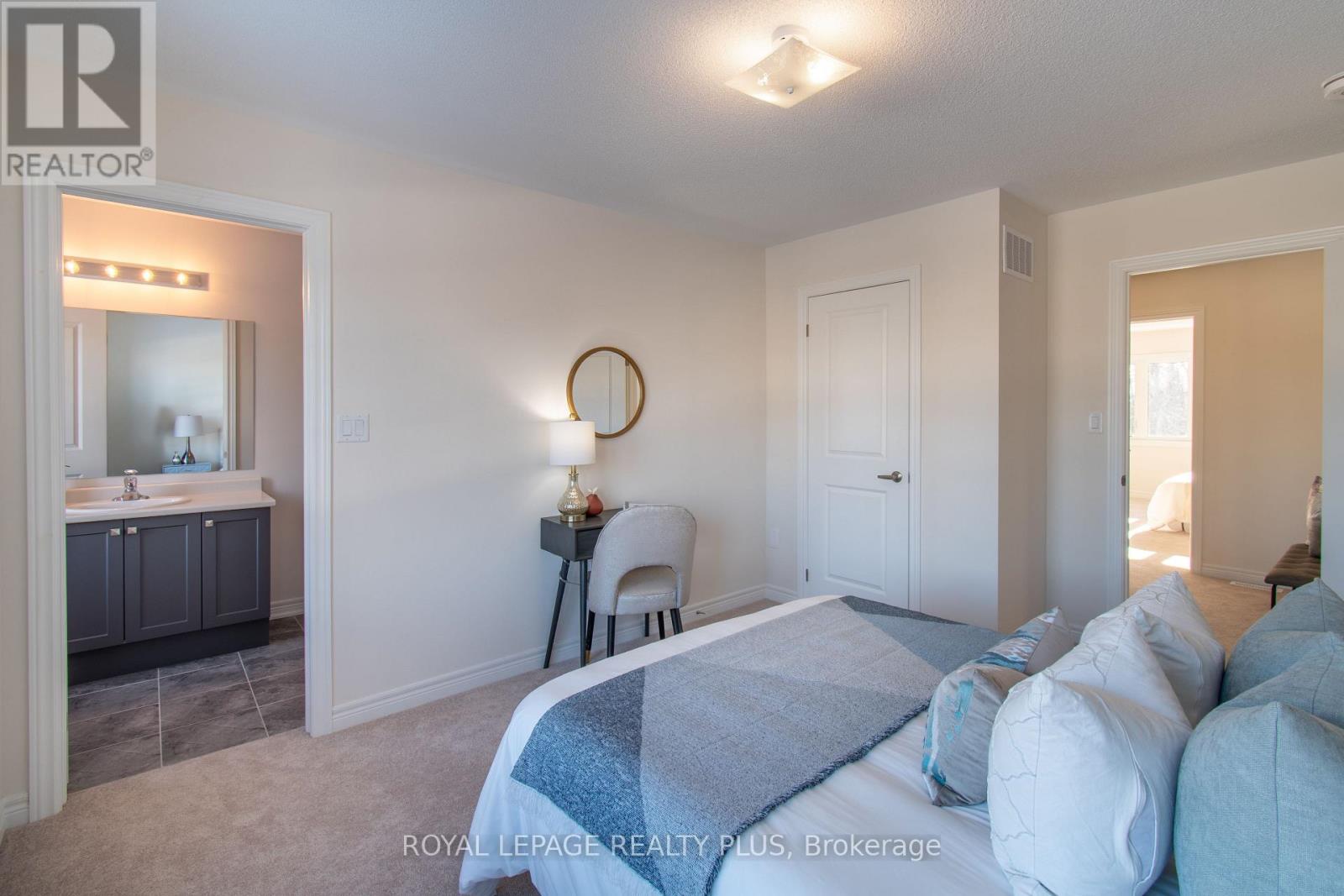 147 Dovedale Drive, Georgina, Ontario  L4P 0S6 - Photo 20 - N12598128