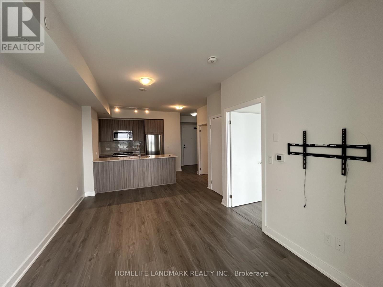 2702 - 4130 Parkside Village Drive, Mississauga, Ontario  L5B 3M8 - Photo 10 - W12885920