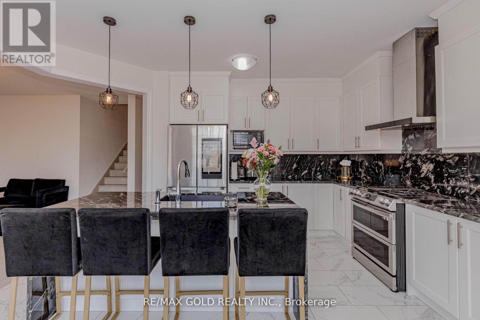 18 Branigan Crescent, Halton Hills, Ontario  L7G 0N2 - Photo 21 - W12895312